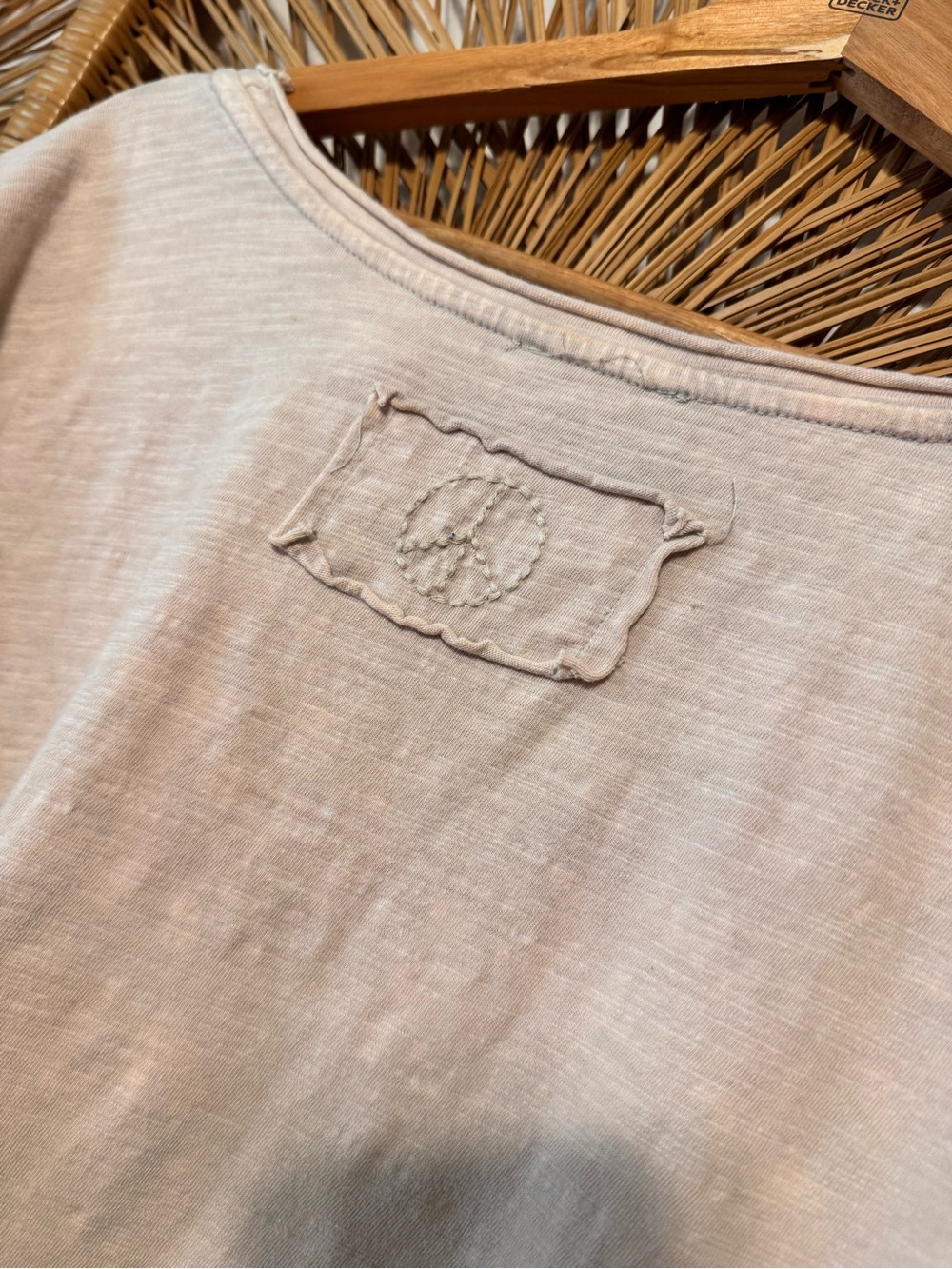 Blue Velvet Relaxed Beige Graphic Tee - Native Portrait Print | Size: M - Picture 9 of 11